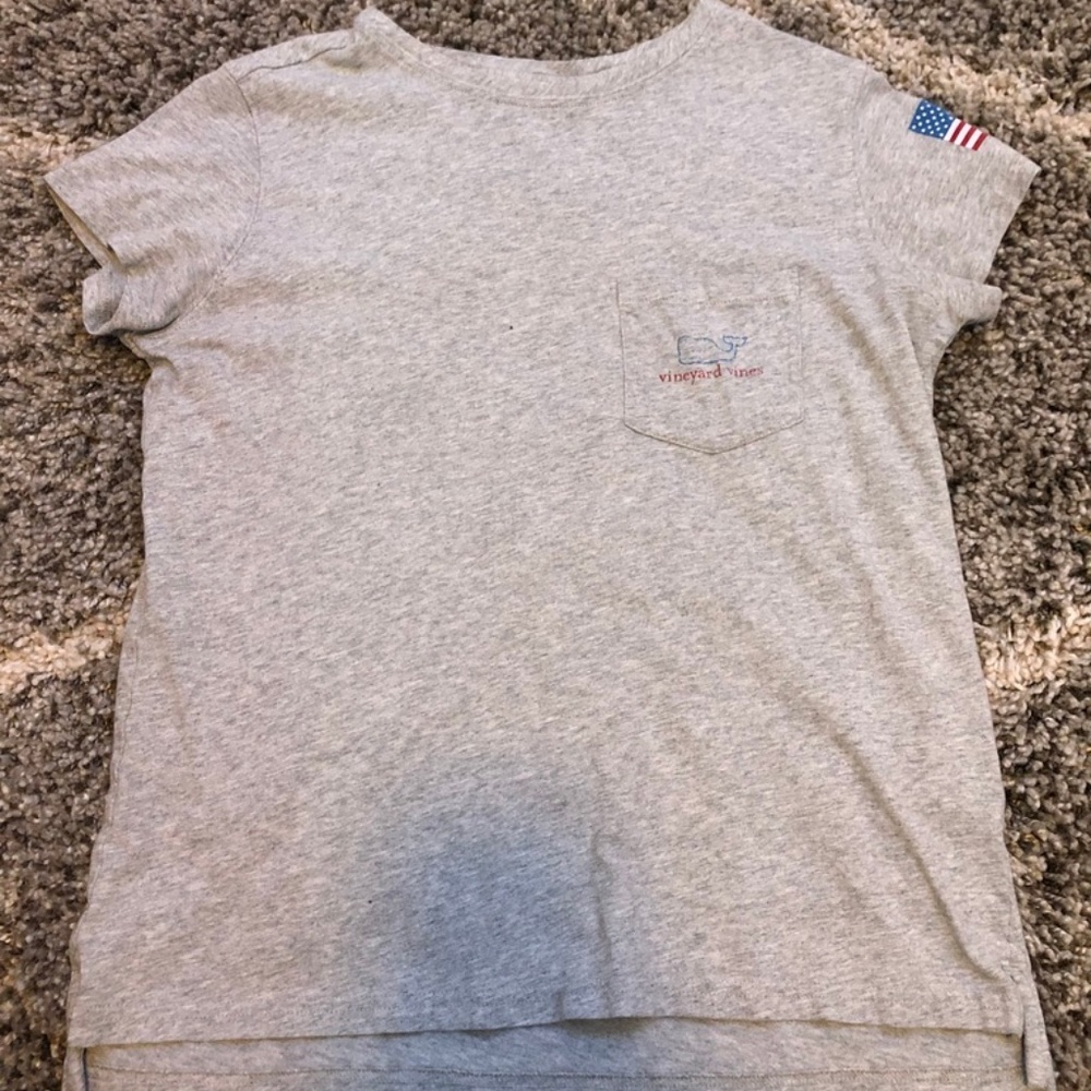 Vineyard Vines T-shirt